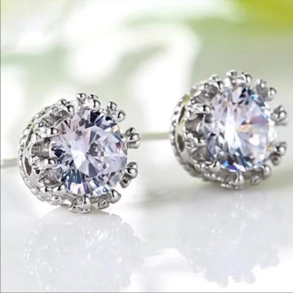 STUD 925 STERLING SILVER DIAMOND EARRINGS, NICE EARRINGS, CUTE EARRINGS - Picture 2 of 5